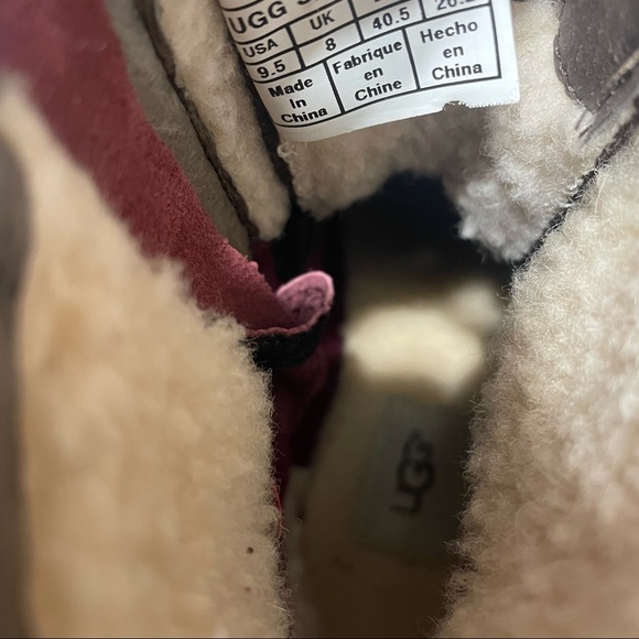 UGG Kesey Lace Up Booties - Picture 16 of 16